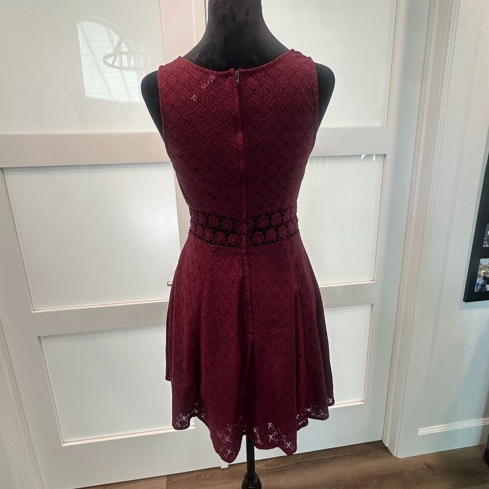 Free People Lace Dress Womens 4 Burgundy Excellent Crochet Fit Flare Mini - Picture 3 of 7